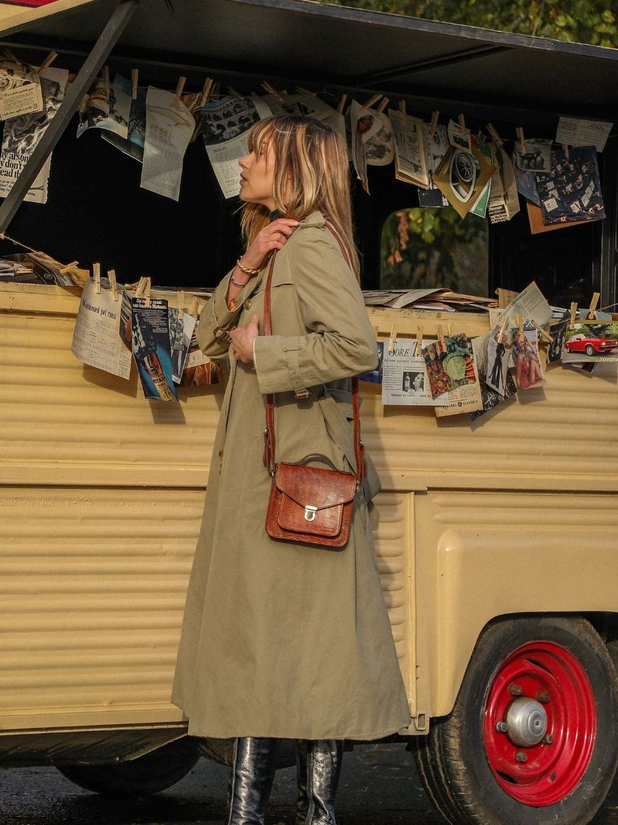 Fotoansicht-Handtasche-braunes Leder-Mademoiselle George XS 1960 Paul Marius W05XS L L