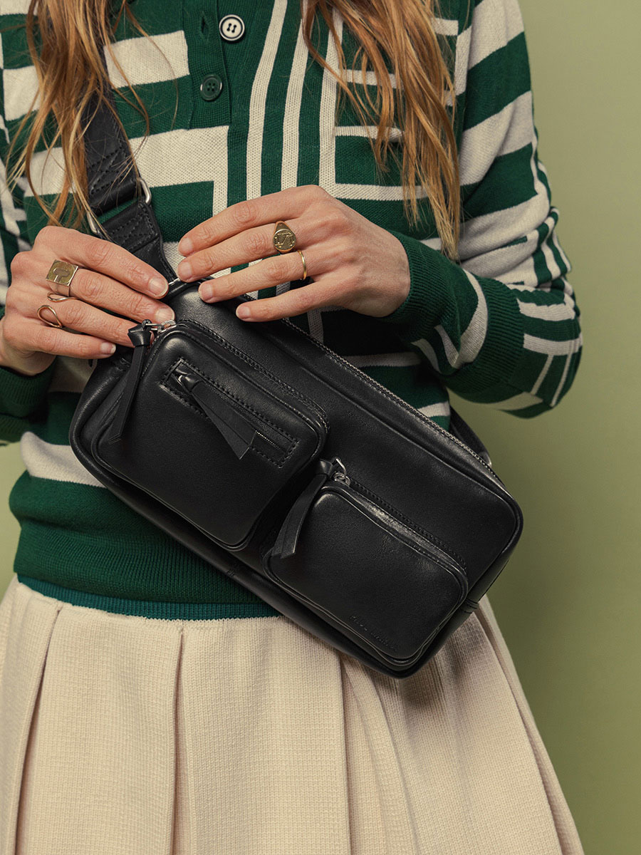 ledertasche-labanane-90er-schwarz-ansicht-zoom-material-m86-b