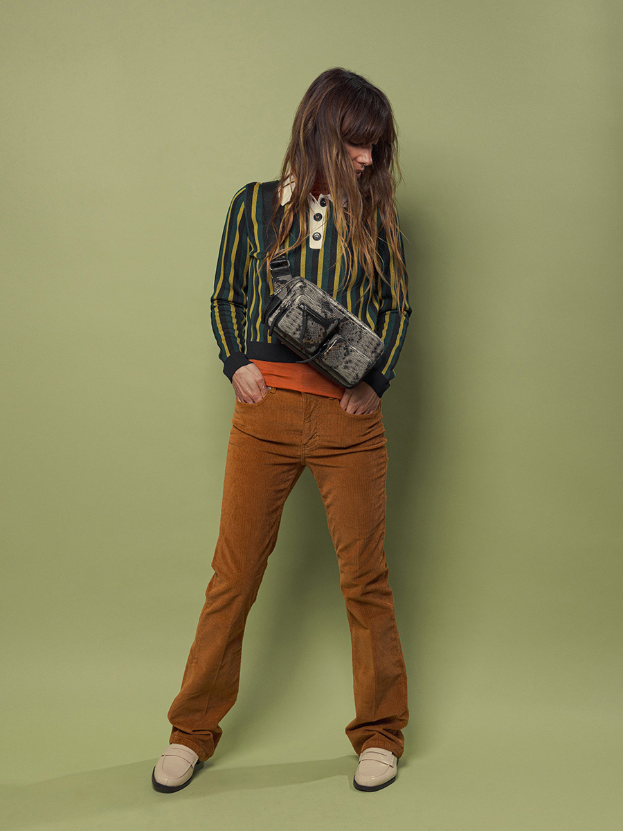 gürteltasche-leder-python-grau-schwarz-labanane-90s-python-vue-interieure-m86-p-gre-b