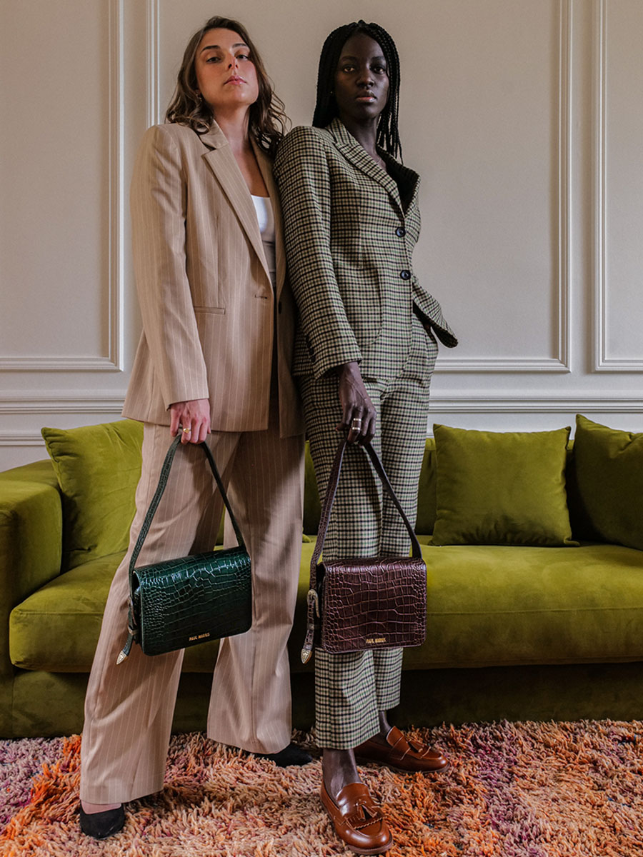 foto-tragegeschichte-schultertasche-leder-damen-lebaguette-alligator-schwarz-paul-marius-w29-a-b