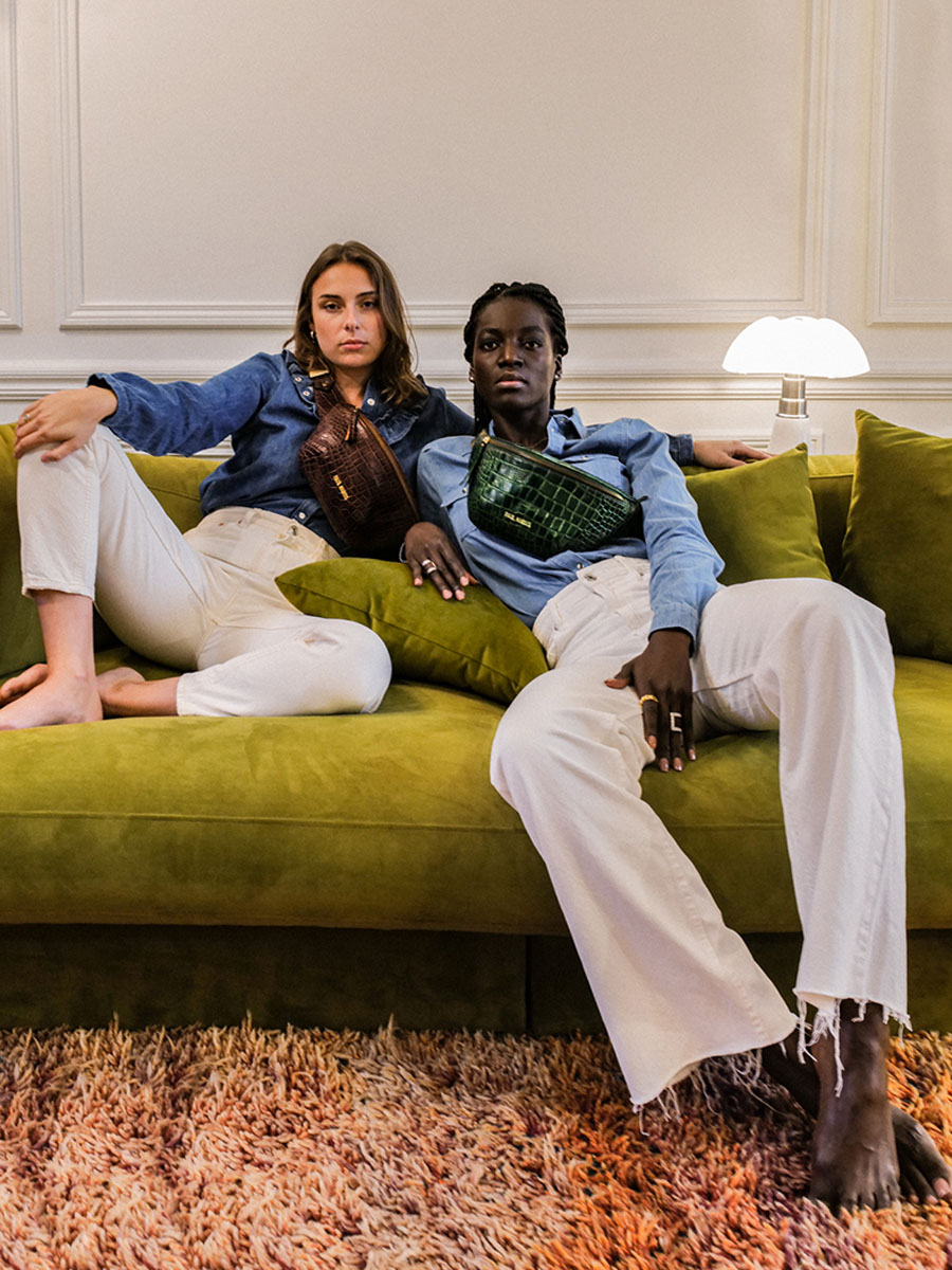 foto-tragegurt-ledertasche-damen-labanane-alligator-braun-paul-marius-m503-a-db