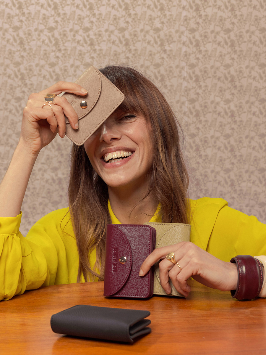 Geldbörse aus Leder Basile, violett, Seitenansicht M75 P