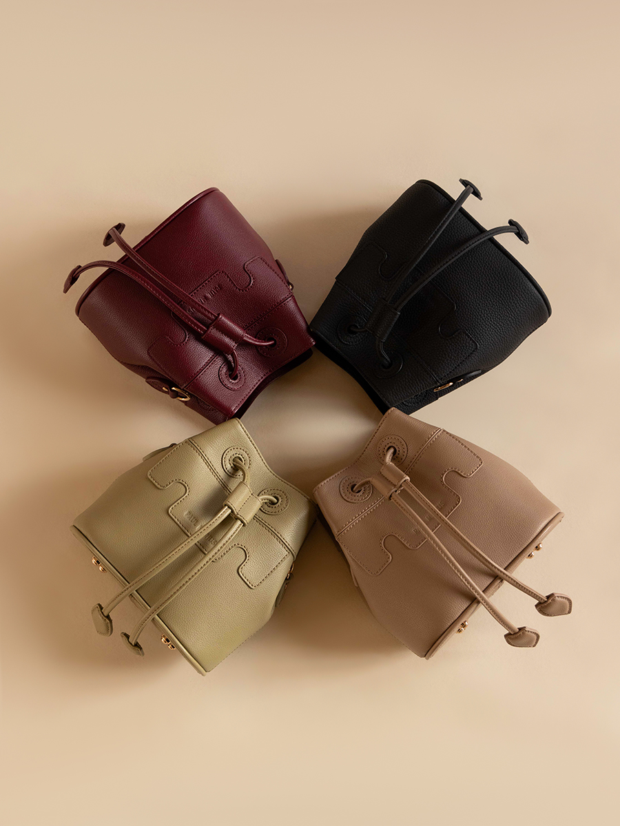 mini-beuteltasche-leder-capucine-xs-purpur-ansicht-zoom-material-w39xs-p