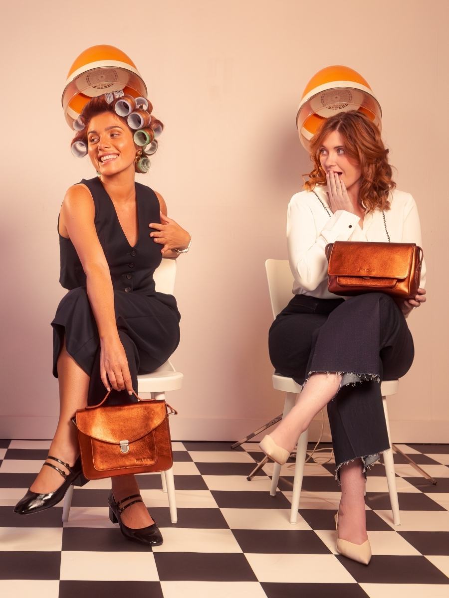 Foto-Ansicht-Tragegurt-Umhängetasche-Kupferleder-Diane-S-Ginger-Paul-Marius-W35S-M-O