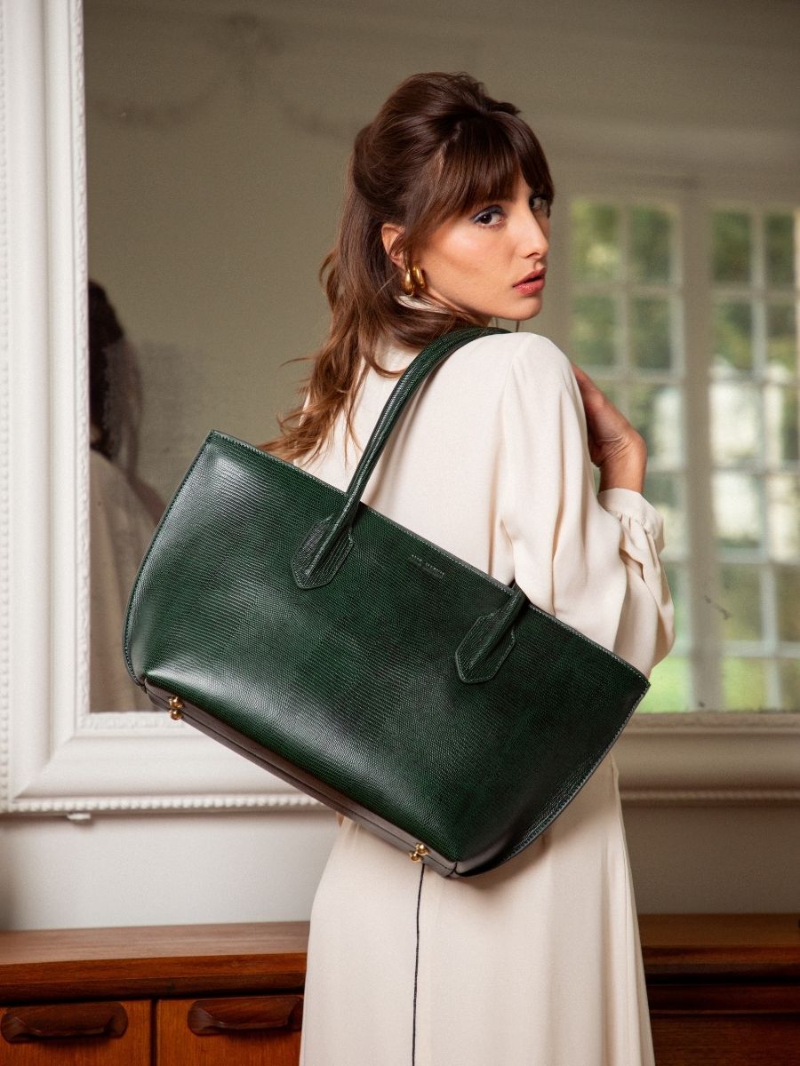 foto-ansicht-von-vorne-tasche-tasche-leder-grün-dame-edith-1960-malachite-paul-marius-w49-l-dg