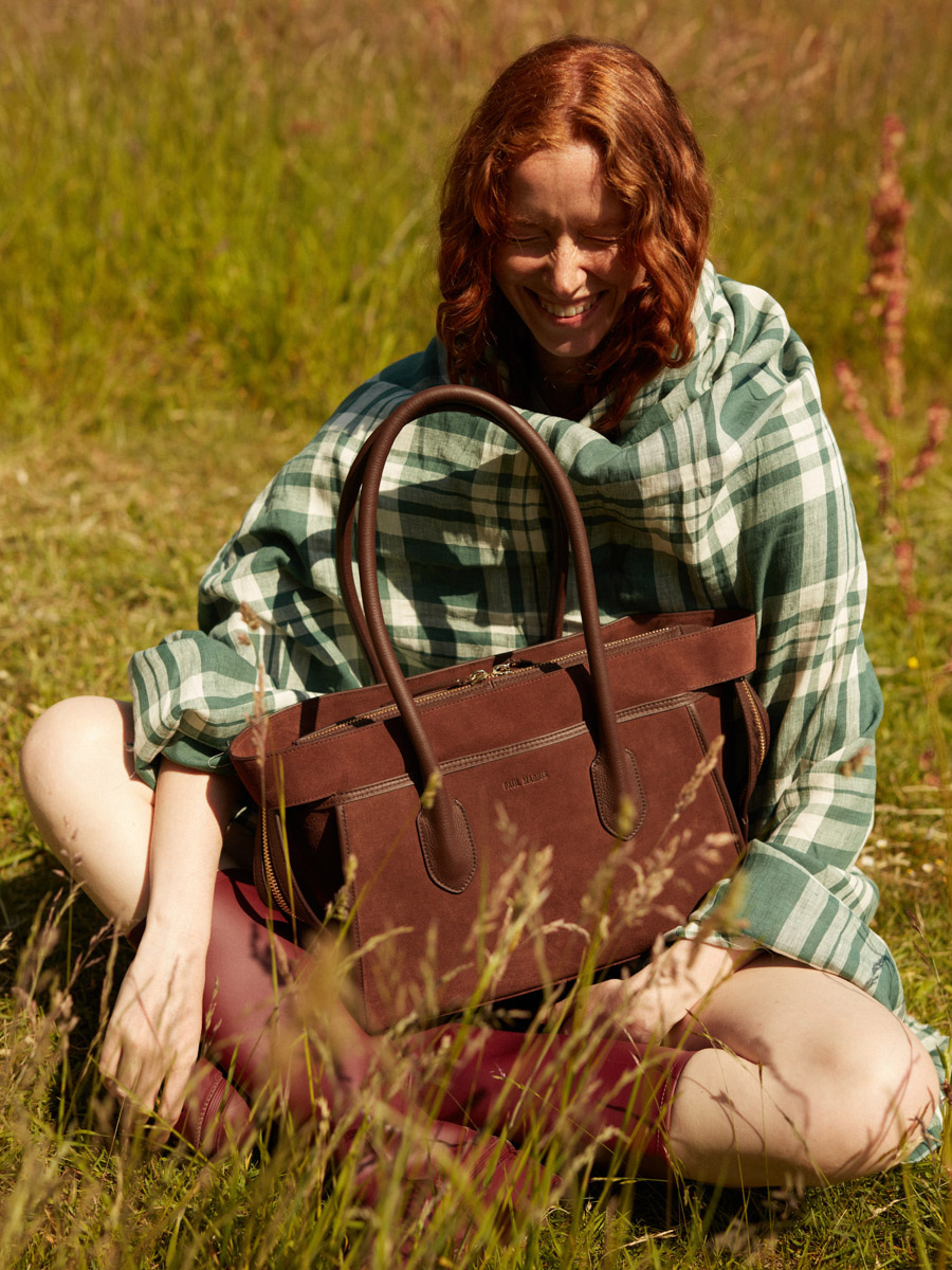 Reisetasche-Handtasche-braun-eros-schokolade-Ansicht-Tragegriff-w52m-su-db