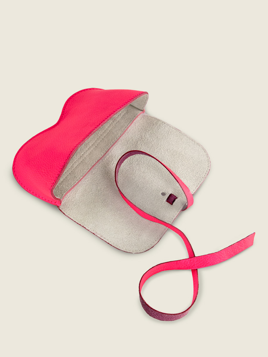 Fotoansicht von innen Brillenetui aus Leder für Damen in Rosa Neon Brillenetui Paul Marius M49 NE PI