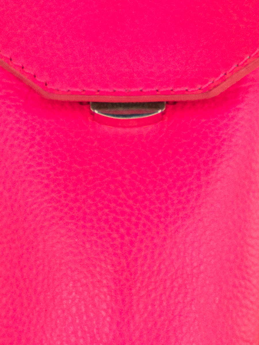 Fotoansicht-Zoom-Material-Handytasche-Leder-rosa-Eva-Neon-rosa-Paul-Marius-M71-NE-PI