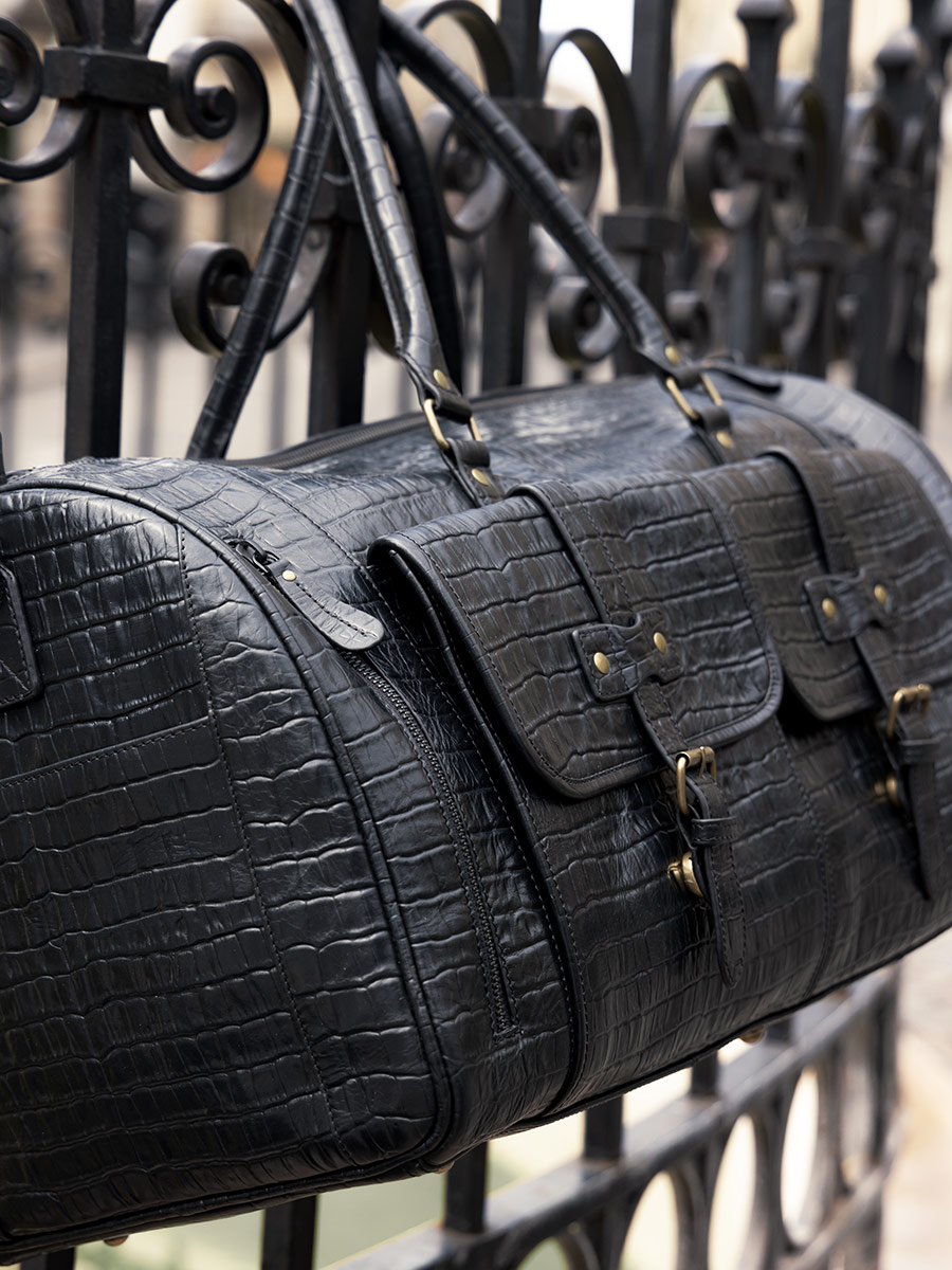 Foto-Vorderansicht-Reisetasche-Leder-Unisex-schwarz-Le48h-Heritage-Tiefschwarz-Paul-Marius-M107-CR-B