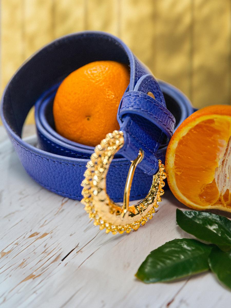 Foto-Vorderansicht-Ledergürtel-blau-LaCeinture Luna-Azur-Königsblau-Paul Marius-LB 115 AZ BLU