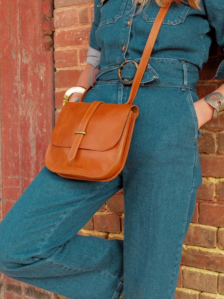 Foto-Tragetasche-Dokumententasche-Leder-braun-LeColporteur-Cognac-geölt-Paul-Marius-M24-OCO