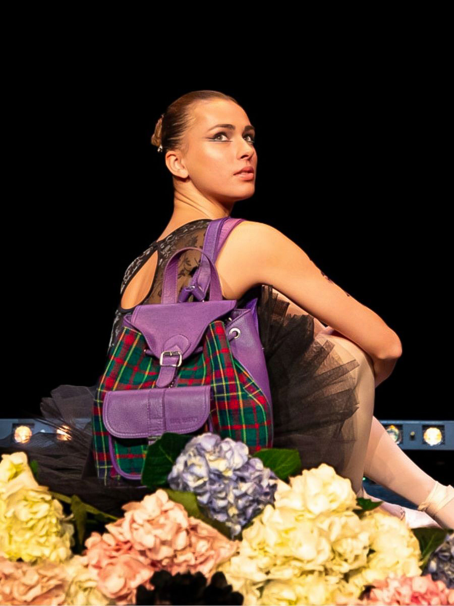 Foto-Fokus-Material-Rucksack-Leder-Stoff-Tartan-LeBaroudeur-Versus-Paul-Marius-M40-SCO-GR-P