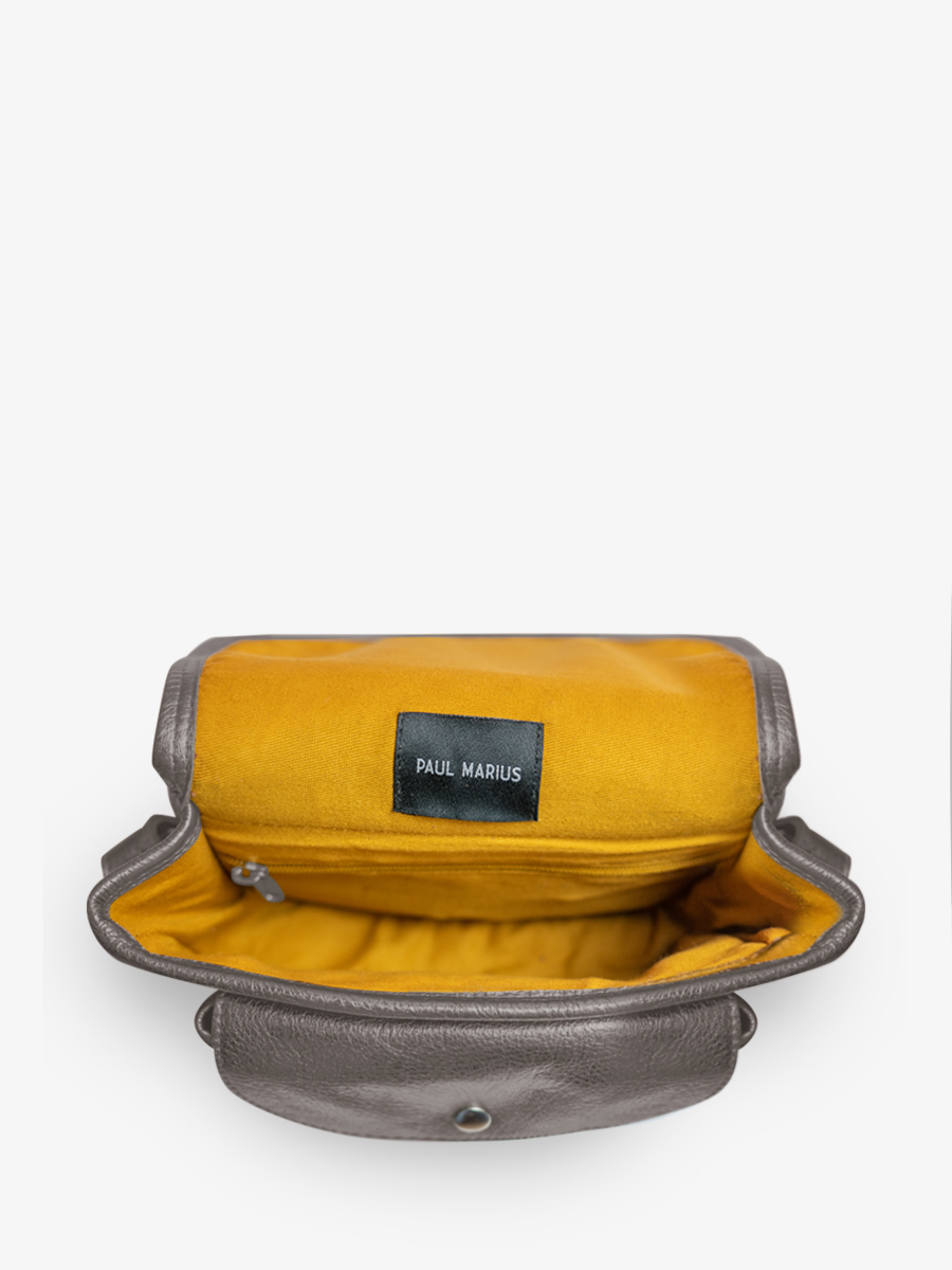 Fotoansicht-Innenansicht-Umhängetasche-Leder-silber-lebohemien-stahl-paul-marius-m44-gm