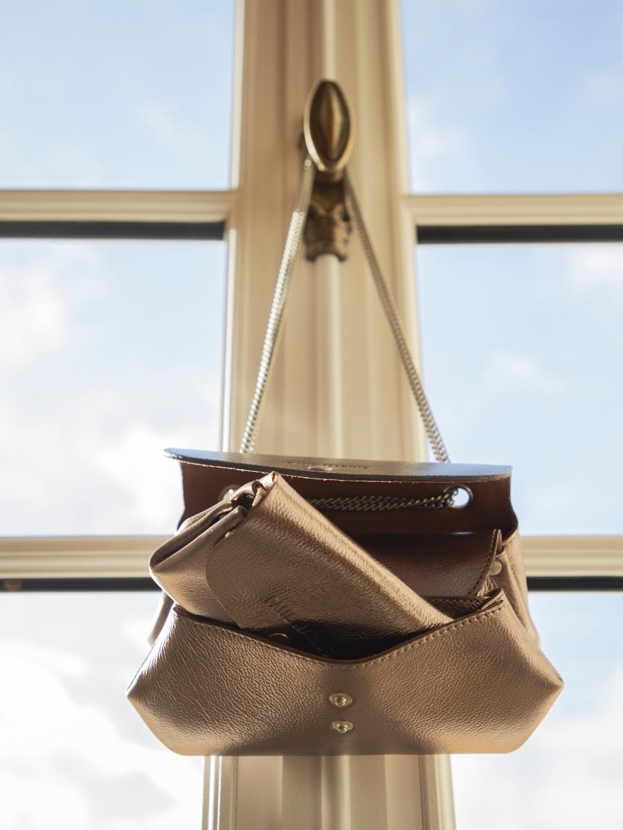 mini-handtasche-silber-legustave-clutch-stahl-ansicht-zoom-material-clpl-gm