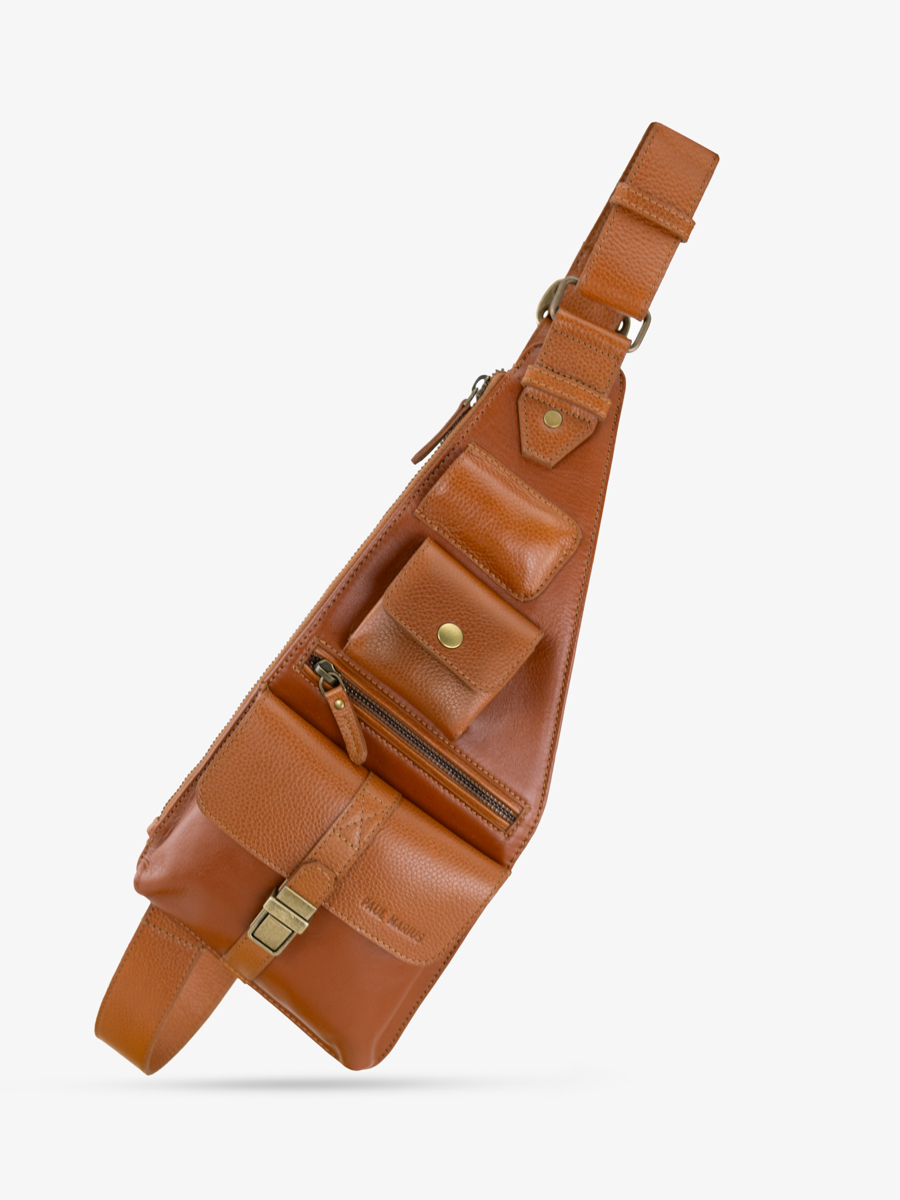 Umhängetasche aus braunem Leder, Leholster, Cognac, Öl, Ansicht von vorne, W62-OCO