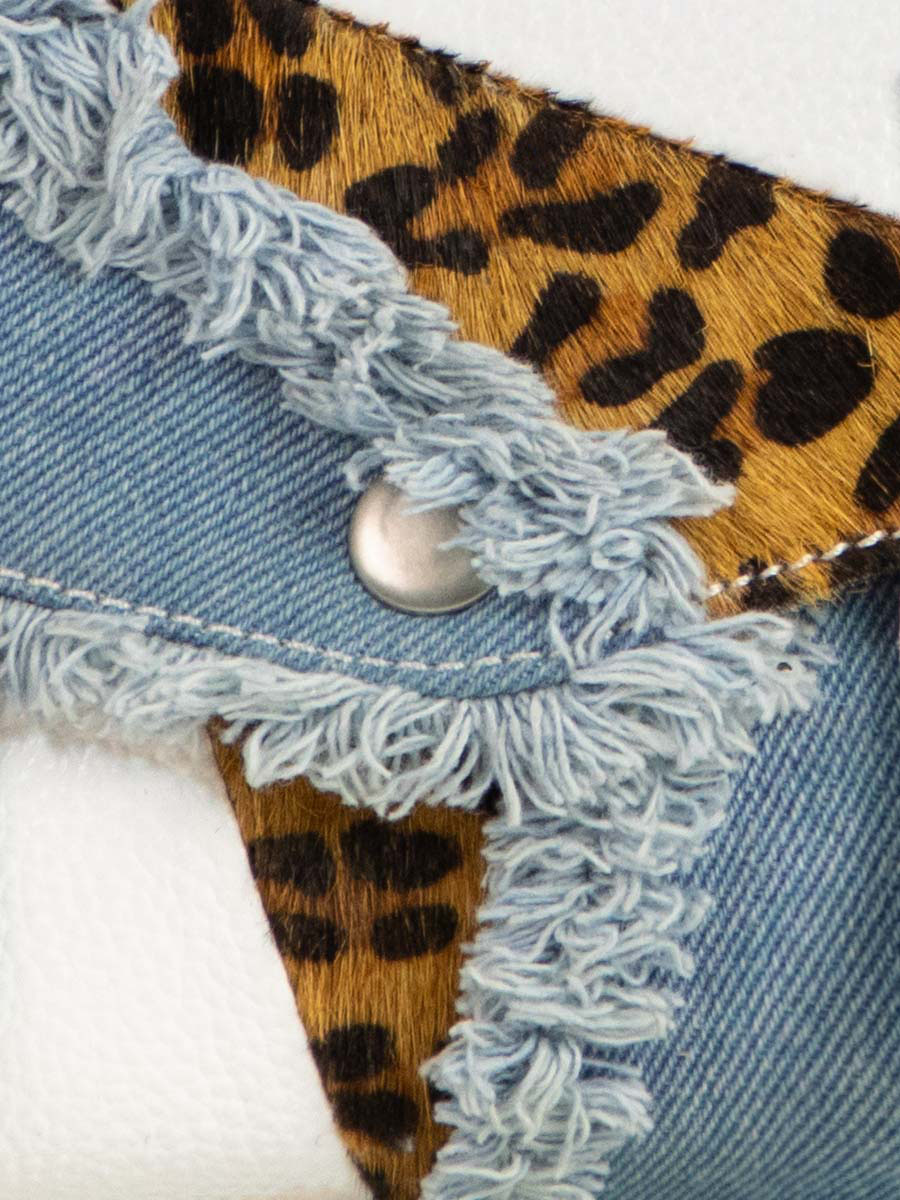 Fotoansicht-Zoom-Material-Umhängetasche-Leder-weiß-Leopard-LeMini-Indispensable-Chimère-Denim-weiß-Paul-Marius-W08S-CH-W-DENIM