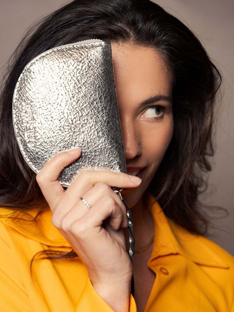 Brieftasche Manon Spiegel silber Ansicht Seite M32 MIR