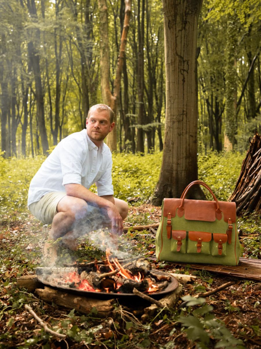 Foto-Zoom-Ansicht-Material-große-Reisetasche-aus-Leder-für-Herren-kaki-braun-Rouen-Delhi-Nomade-Paul-Marius-M109-OCO-GR
