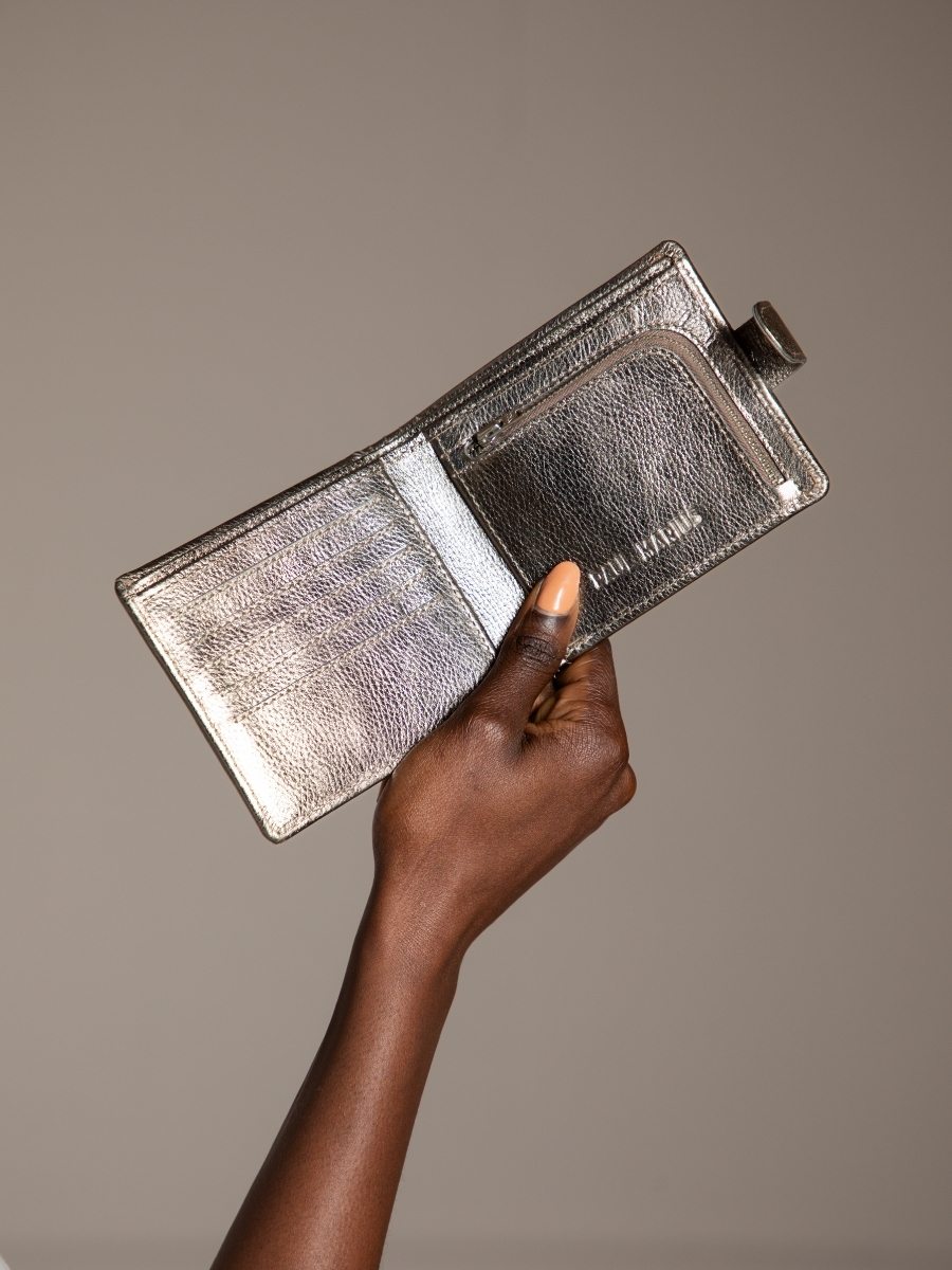 Foto-Zoom-Material-Brieftasche-Leder-Stahl-LePortefeuille-Louise-Stahl-Paul-Marius-M30-GM