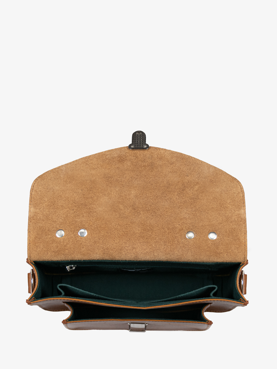 Umhängetasche aus braunem Leder Mademoiselle George Le Mans Classic 2025 Innenansicht W05 LEMANS25 L