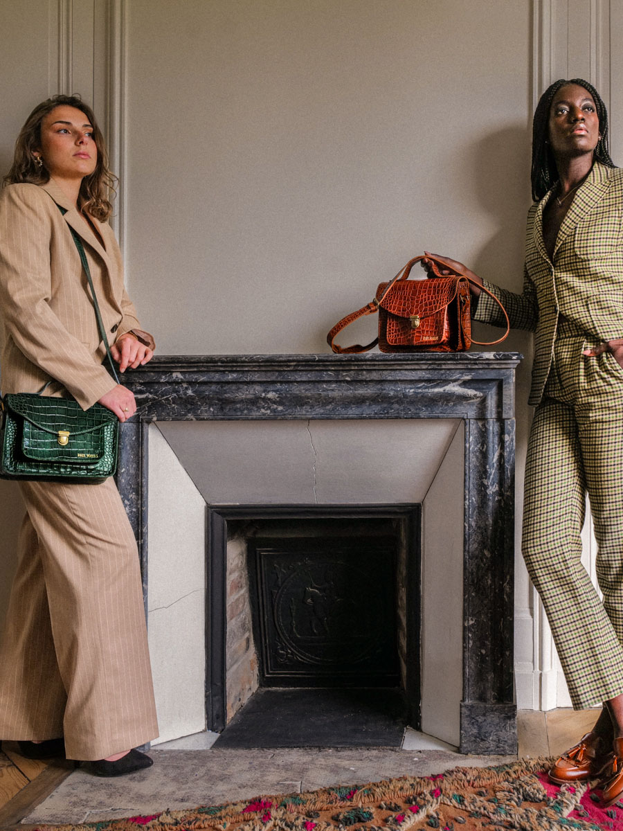 Tragebild Umhängetasche aus Leder für Damen Mademoiselle George Alligator grün PAUL MARIUS W05-A DG