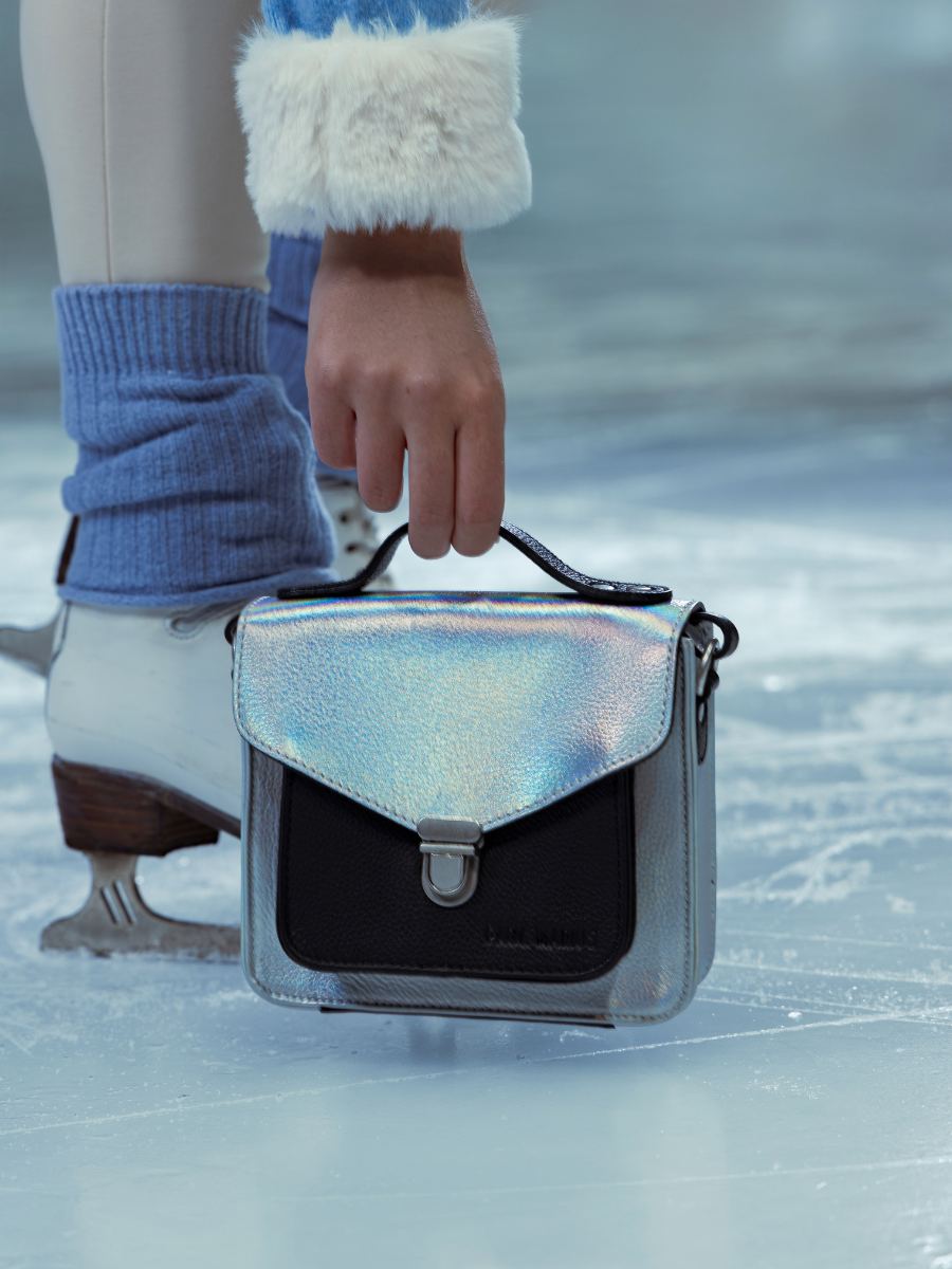 Handtasche Mademoiselle Geroge XS Givre holografisch schwarz Ansicht von vorne W05XS GIV