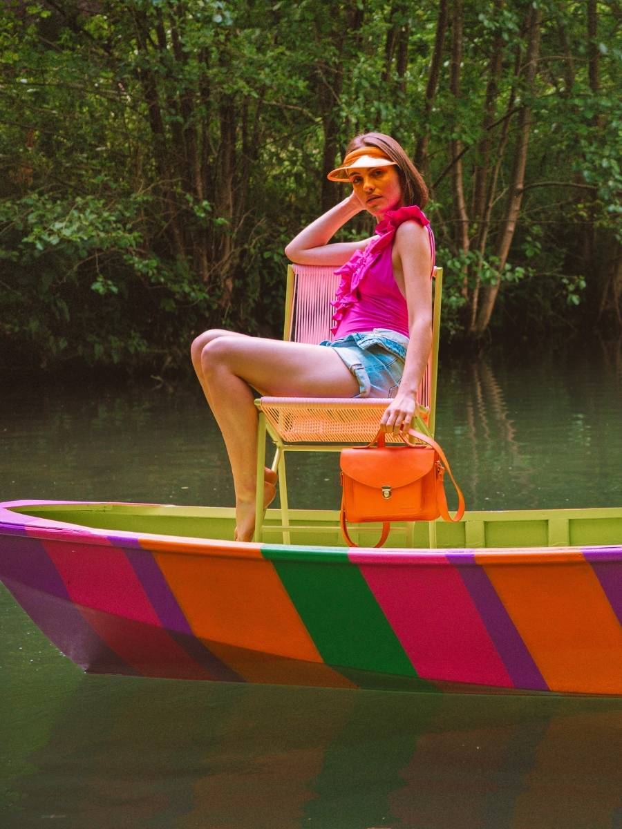 Foto-Fokus-Material-Umhängetasche-Leder-orange-Mademoiselle-George-Sorbet-Mango-Paul-Marius-W05-SB-O