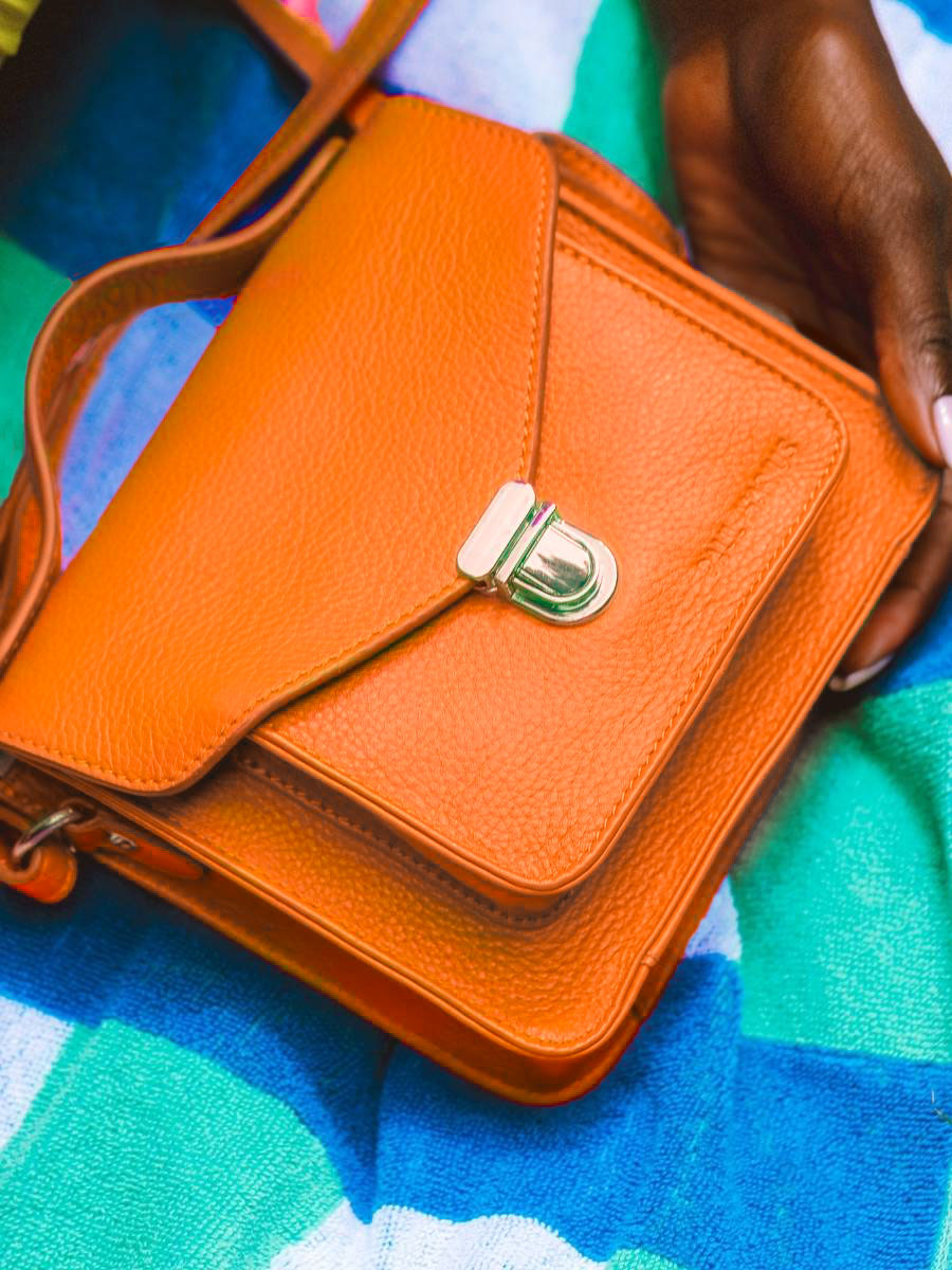 Foto-Tragetasche-Mini-Umhängetasche-Leder-orange-Mademoiselle-George-XS-Sorbet-Mango-Paul-Marius-W05XS-SB-O
