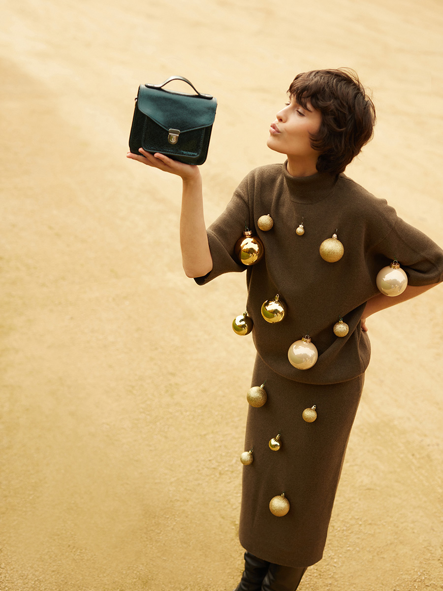 tasche-leder-grün-glitzernd-Mademoiselle George XS-mitternacht-ansicht-w05xs-m-gr