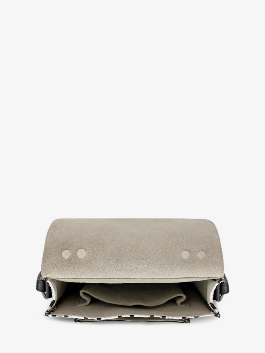 Foto-Innenansicht-Mini-Umhängetasche-Leder-schwarz-Mademoiselle-George-XS-Allure-schwarz-Paul-Marius-W05XS-HS2-B