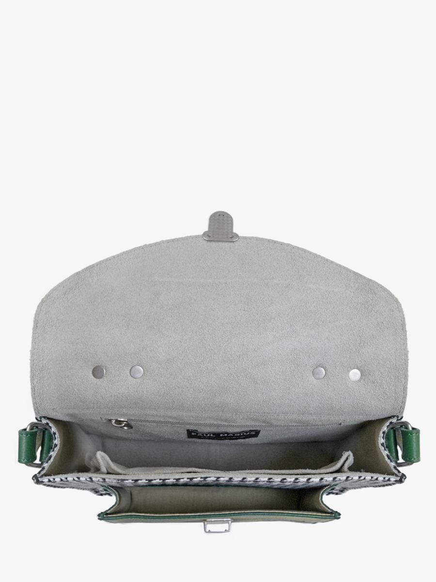 Fotoansicht Innenansicht Umhängetasche aus grünem Leder Mademoiselle George Le Mans Classic Paul Marius W05 LEMANS DG