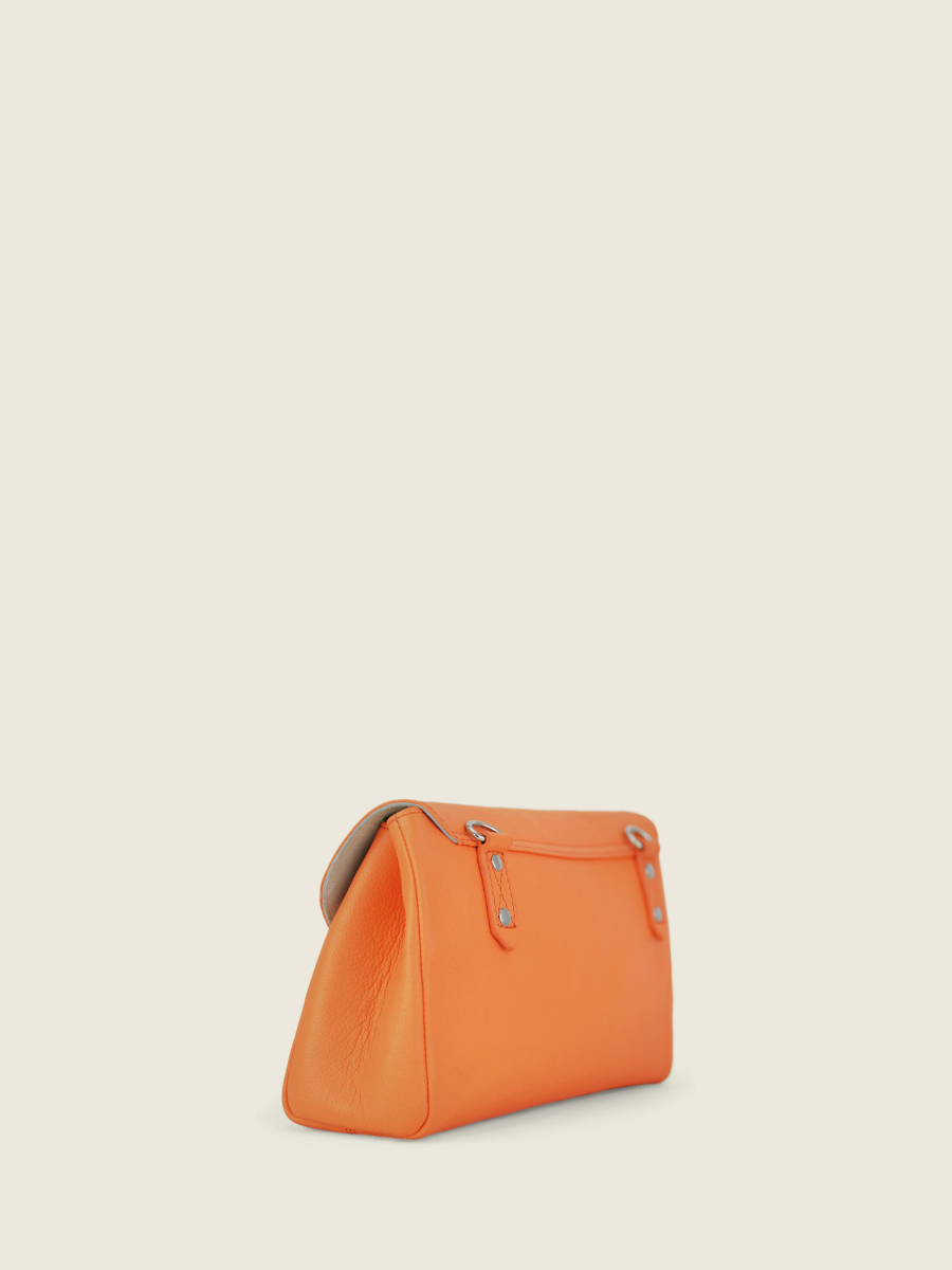 Foto-Seitenansicht-Umhängetasche-Leder-orange-Suzon-M-Pastel-Aprikose-Paul-Marius-W25M-PT-O