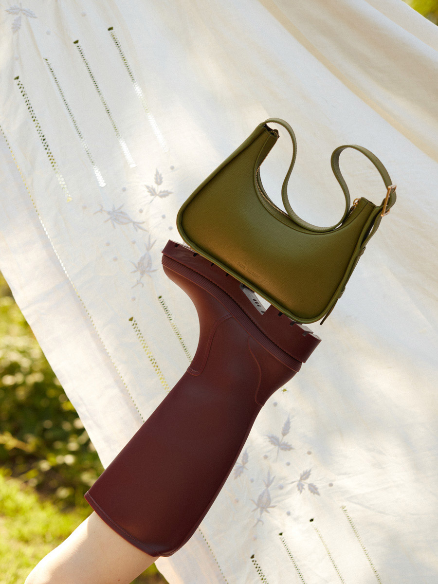 mini-baguette-tasche-leder-victoire-xs-olivgrün-ansicht-zoom-material-w54xs-gr-o