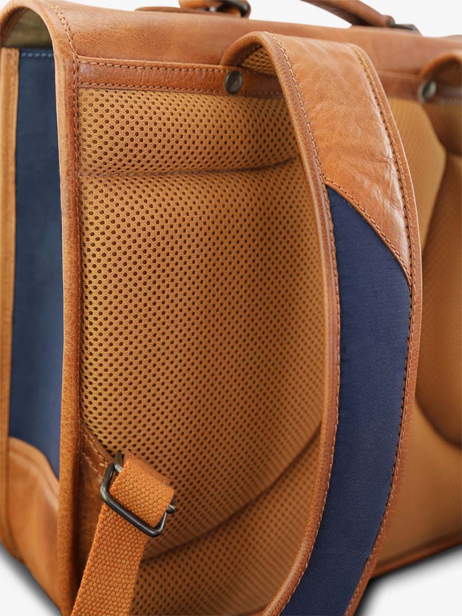 Foto-Innenansicht-Schulranzen-blau-lecartable-decolier-blau-paul-marius-m06s14-ol-ox-blu