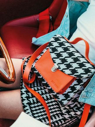 Mademoiselle George Allure – Orange