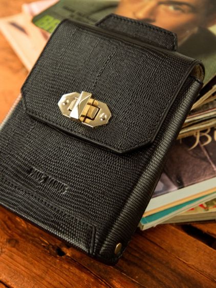 Agathe 1960 – Tiefschwarz