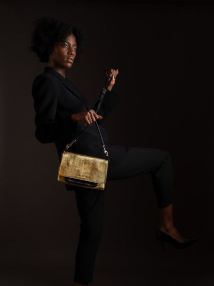 Diane S – Schwarzes Gold