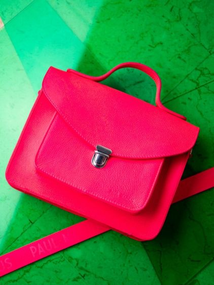 Mademoiselle George Néon – Rosa