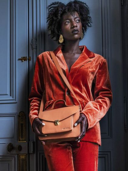 Mademoiselle George Art Déco – Karamell