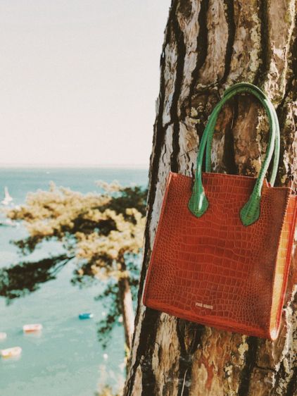 LaFlâneuse Alligator Cocktail – Bernstein/Jade