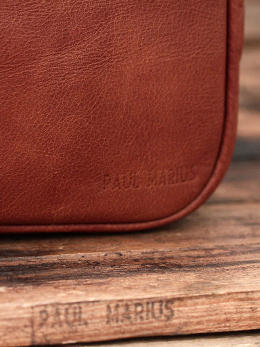 Foto-Seitenansicht-Laptoptasche-braun-Laptoptasche-15-Zoll-natur-paul-marius-m52m-l