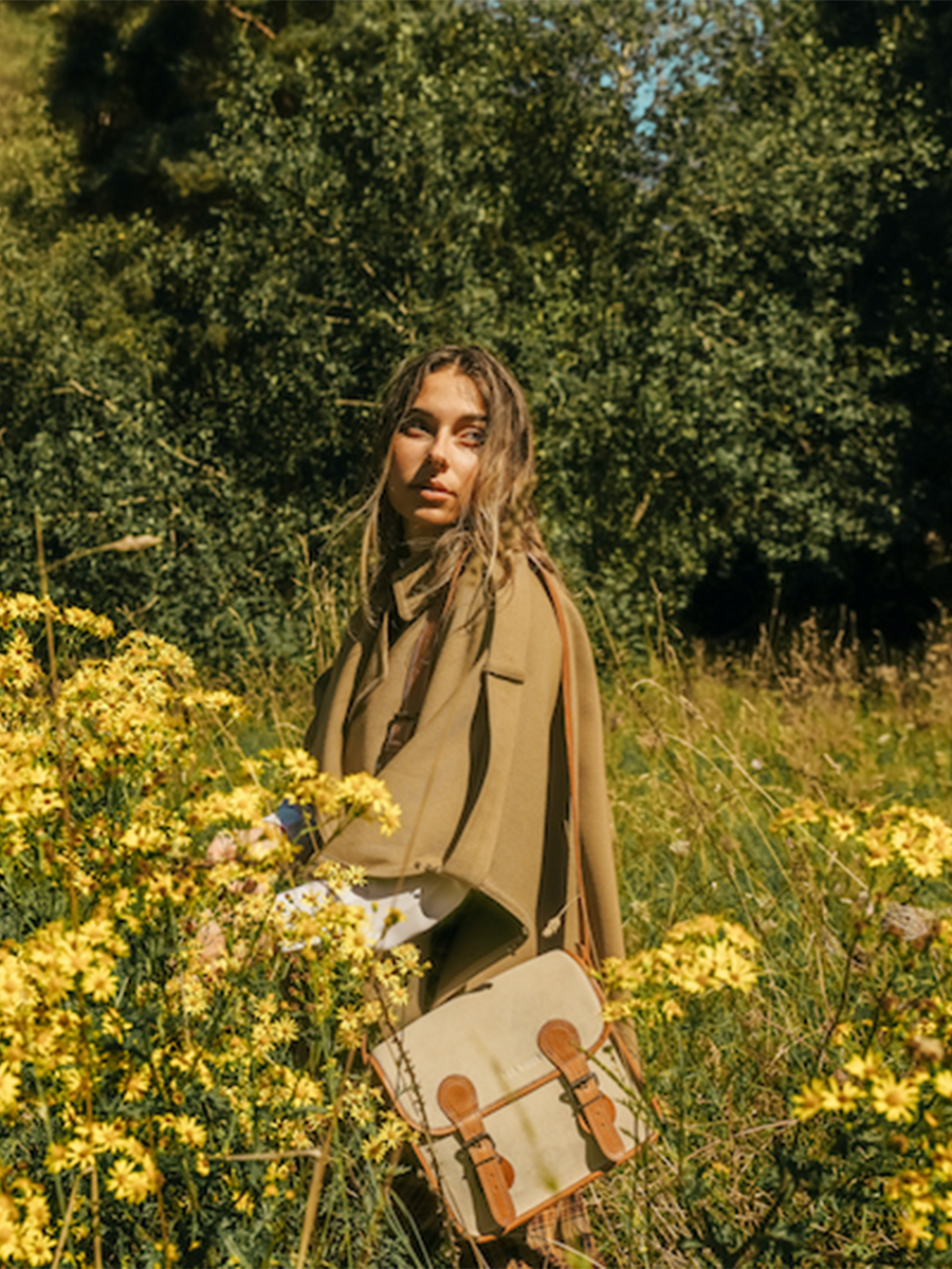 Foto-Tragetasche-Umhängetasche-Leder-Damen-braun-beige-Lasacoche S-Pampa-natur-kreide-Paul Marius-m72s10-ol-cr