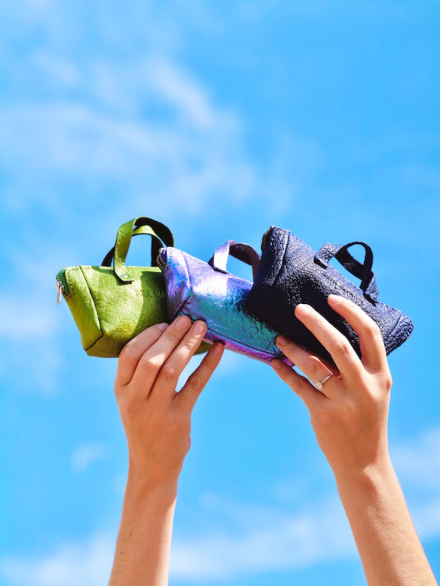 photo-portee-porte-monnaie-cuir-kaki-monpremier-paul-marius-kaki-paul-marius-bbw-k