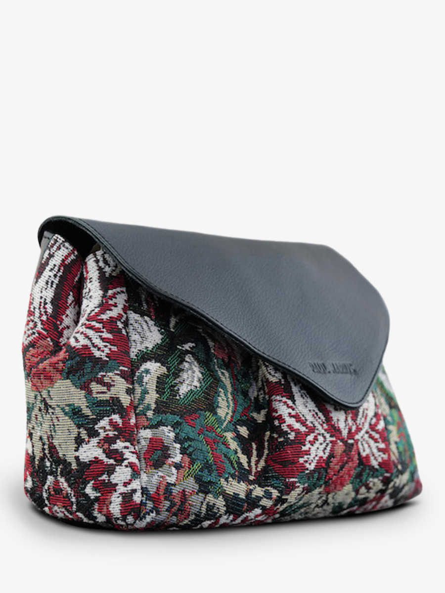 Foto-Seitenansicht-Umhängetasche-Leder-Paul Marius-Suzon M-Boheme-Paul Marius-W25M-CNV-B