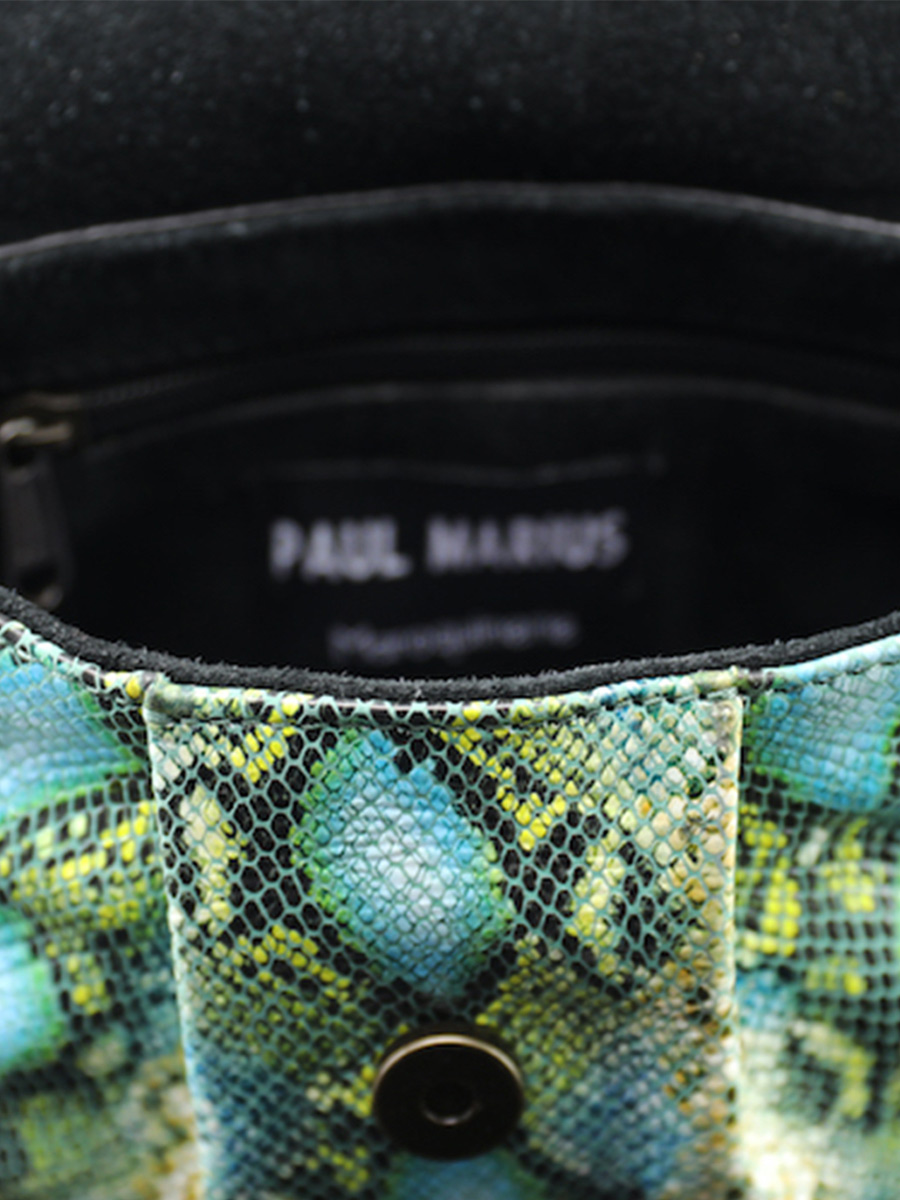 Foto-Innenansicht-Umhängetasche-Leder-Paul Marius-blau-grün-Suzon S-Python-Achat-Paul Marius-W25S-P-AQ