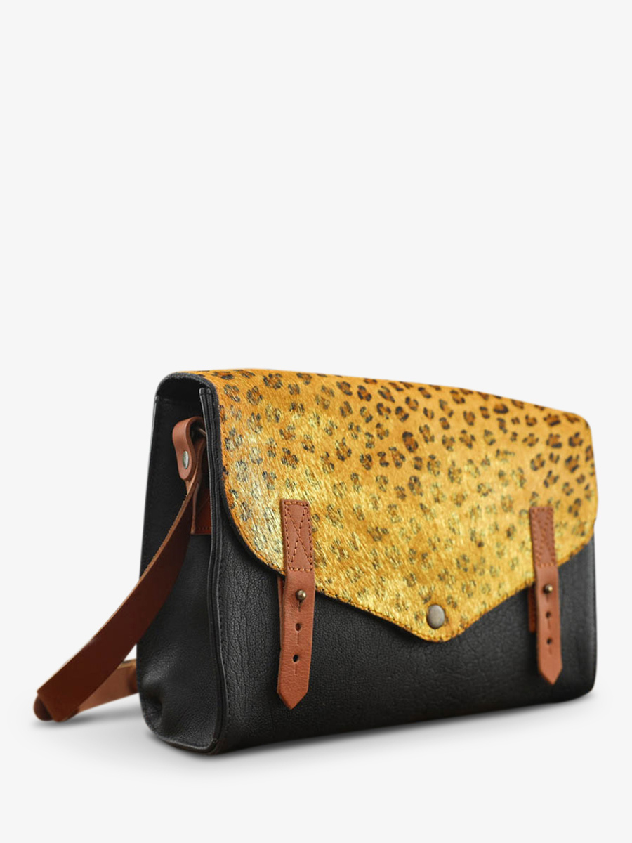 Foto-Seitenansicht-Umhängetasche-Leder-Damen-schwarz-gold-lindispensable-leopard-schwarz-gold-paul-marius-w08-lp-b-g