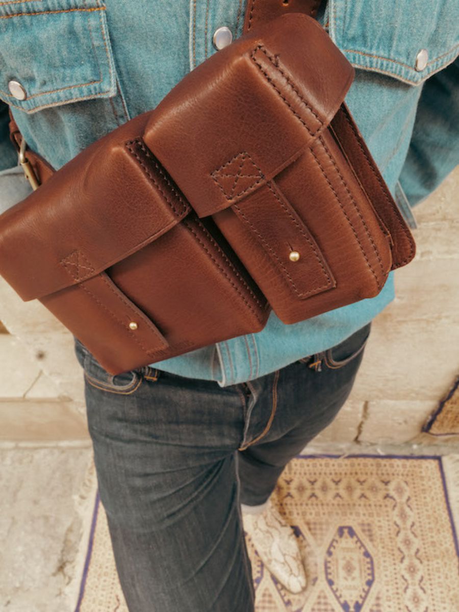 Foto-Rückansicht-Umhängetasche-Leder-Damen-braun-Lacartouchière-braun-geölt-Paul-Marius-M401-OMB