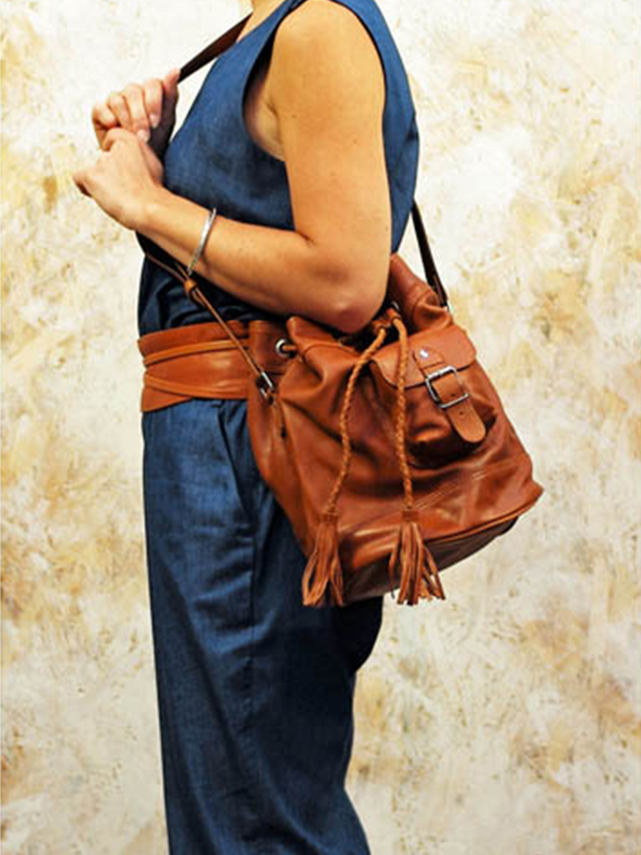 Foto-Tragetasche-Eimer-Ledertasche-Damen-Kaki-LeFlâneur-Kaki-Öl-Paul-Marius-M303-OK