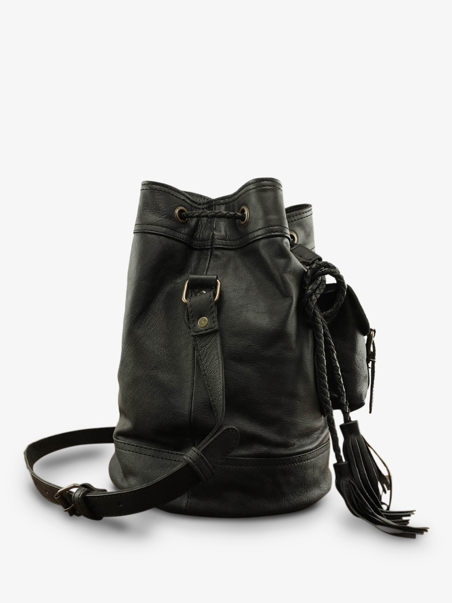 Foto-Seitenansicht-Eimer-Tasche-Leder-Damen-schwarz-LeFlâneur-schwarz-Öl-Paul-Marius-M303-obl