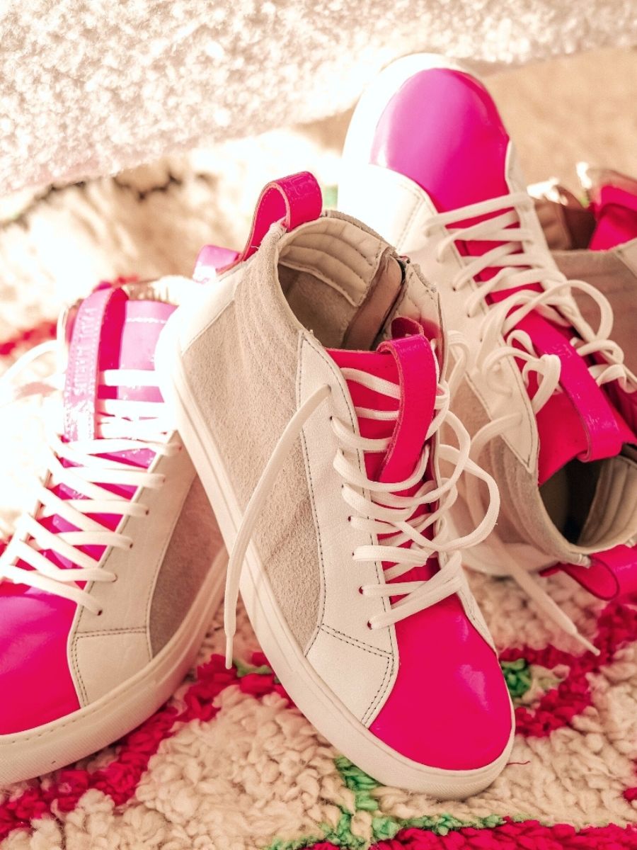 Foto-Vorderansicht-Sneaker-Damen-Leder-rosa-pm001-neonrosa-paul-marius-pm001-neon-pi-s36